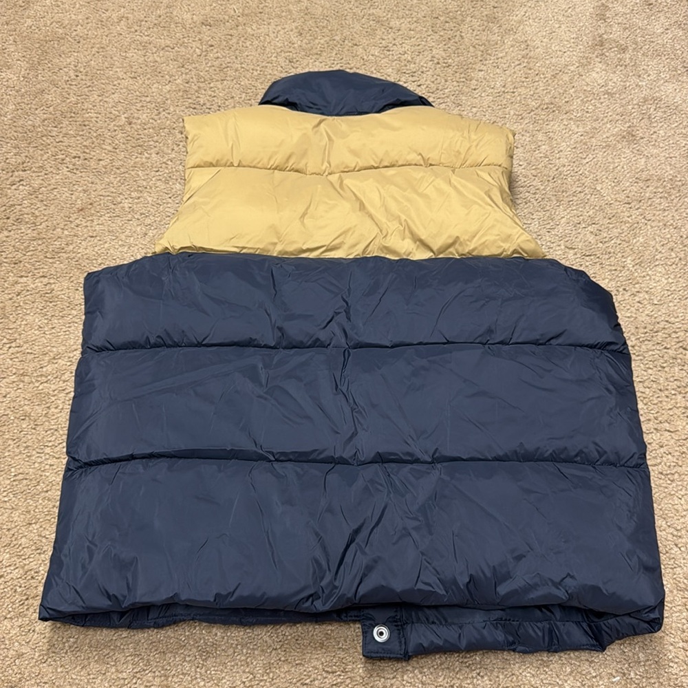 Old Navy men’s puffer vest 90s style. XS - Picture 4 of 4